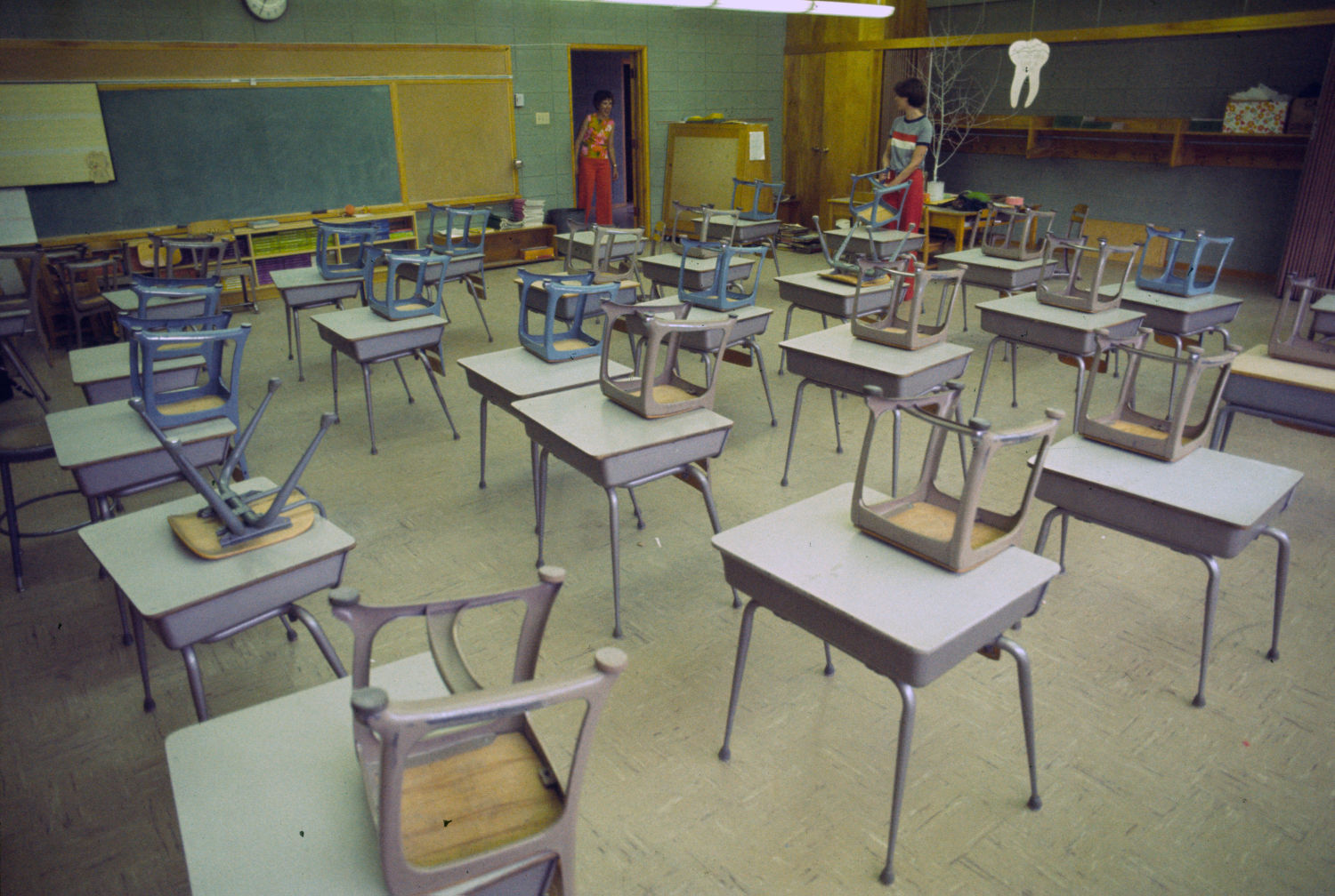 Poly Drive Elementary School, 1977